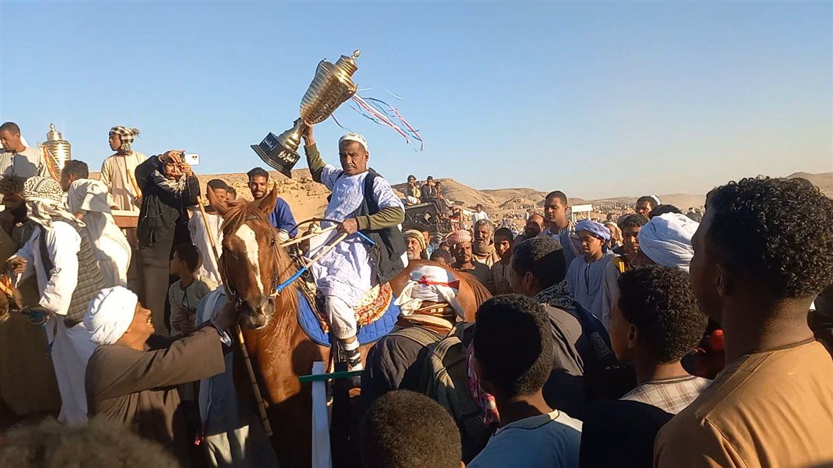 عيسي ابوموسي الفارس الفائز 