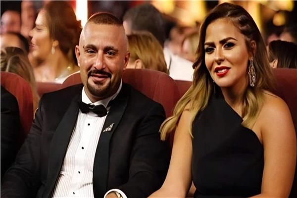 آخرهم «السقا ومها الصغير».. الطلاق يضرب زيجات الوسط الفني الأطول | الأخبار المسائى