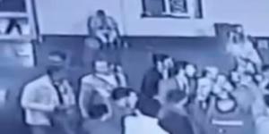 السواق بيشرب شاي.. فيديو يكشف حقيقة انفعال محمد صبحي على سائقه والإساءة له