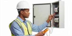 كهربائي منازل محترف وموثوق "خبرة وجودة تضمن راحة منزلك"