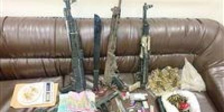 الداخلية تضبط كميات ضخمة من المخدرات والأسلحة وتنفيذ الأحكام