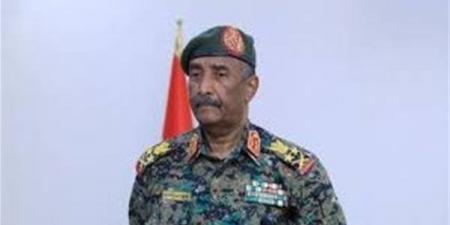 البرهان يصل السعودية لبحث مساعي السلام في السودان
