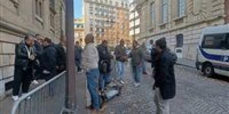 استمرار توافد أبناء الجالية المصرية في باريس على لجان الاقتراع بانتخابات مجلس النواب 2025