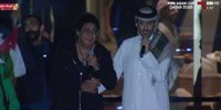 الكينج
في
قطر:
محمد
منير
يخطف
الأجواء
في
ملعب
لوسيل
قبل
نهائي
كأس
العرب