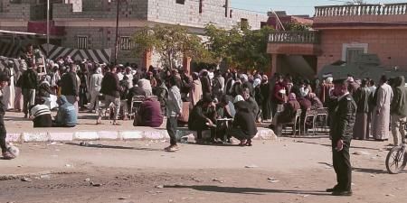 بأعداد
كبيرة..
أهالى
شمال
سيناء
يتوافدون
على
لجان
الاقتراع
للتصويت
في
انتخابات
مجلس
النواب