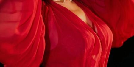 فيديو
هيفاء
وهبي
الجديد
يجعلها
في
صدارة
التريند..
كيف
علقت
الفنانة