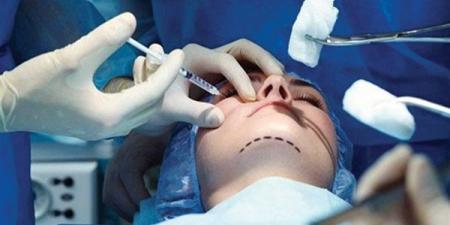 مراكز
      التجميل..
      بين
      انفلات
      السوق
      وتهديد
      الصحة
      العامة