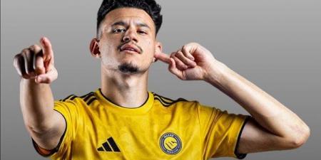 النصر
      يقدم
      عرضًا
      مغريًا
      لخطف
      عبدالله
      الحمدان
      من
      الهلال