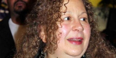 أبرزهم
      شريهان
      ومحمد
      صبحي..
      النجوم
      يعلقون
      على
      وفاة
      سمية
      الألفي