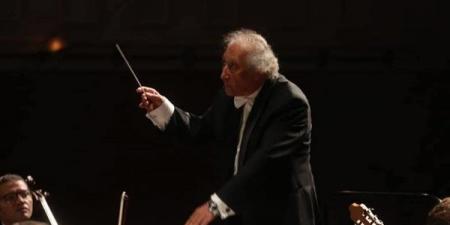 الصعيدي
      يقود
      السيمفوني
      في
      أعمال
      الكريسماس
      على
      المسرح
      الكبير..
      الليلة