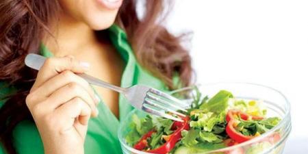 فوائد
      الخضراوات
      الورقية
      لتعزيز
      صحة
      القلب
      والهضم