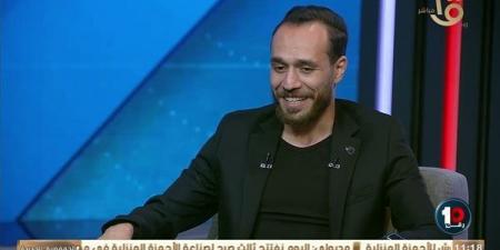 محمد
      عنتر:
      واجهنا
      سوء
      توفيق
      كبير
      مع
      "مكي"..
      والدوري
      الاستثنائي
      "صعب"