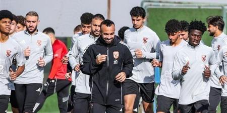 مران
      الأهلي..
      أفشة
      يشارك
      في
      التدريبات
      الجماعية