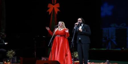 أوبرا
      الإسكندرية
      تتألق
      بـ
      «ليالٍ
      غنائية
      عالمية»
      احتفالاً
      بالكريسماس
      والعام
      الجديد
      2026