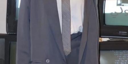 ناهد
      السباعي
      تطل
      بالبدلة
      الرجالي