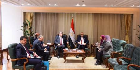 وزير
      العمل
      يبحث
      تفعيل
      الخطة
      التنفيذية
      للتعاون
      مع
      تركيا
      ويستعد
      لقمة
      مهارات
      2026