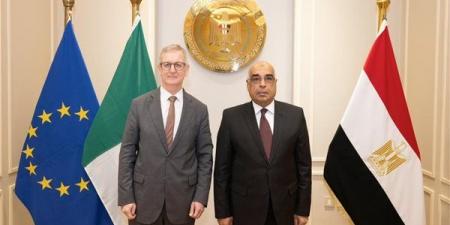 وزير
      العدل
      يستقبل
      السفير
      الايرلندي
      بالقاهرة