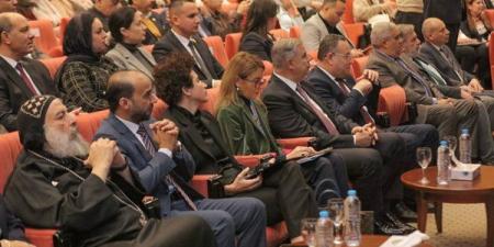 الفريق
أحمد
خالد:
الإسكندرية
مدينة
كوزموبوليتانية
وملتقى
للحضارات
عبر
التاريخ