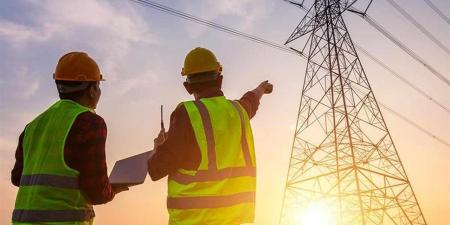 القناة
      الأولى:
      الربط
      الكهربائي
      مع
      الدول
      المجاورة
      خطوة
      استراتيجية
      لتعزيز
      أمن
      الطاقة