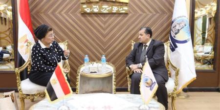 جامعة
      قنا
      تقفز
      55
      مركزًا
      بتصنيف
      الاستدامة
      الإندونيسي
      2025