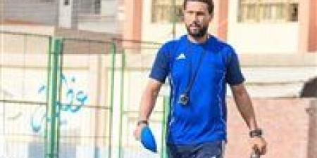 إستقالة
      أحمد
      الشرباصي
      من
      تدريب
      محلة
      حسن
      بالقسم
      الثالث