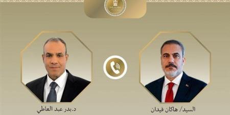 وزير
      الخارجية
      يبحث
      دعم
      العلاقات
      الثنائية
      مع
      نظيره
      التركي