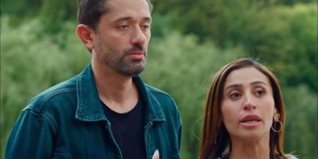 بعد
      الهنا
      اللي
      أنا
      فيه..
      كريم
      عبدالعزيز
      يكشف
      سبب
      تعاونه
      مجددًا
      مع
      دينا
      الشربيني