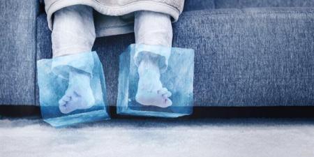 أمراض
      تنذرك
      بها
      برودة
      القدمين
      المستمرة
      في
      الشتاء