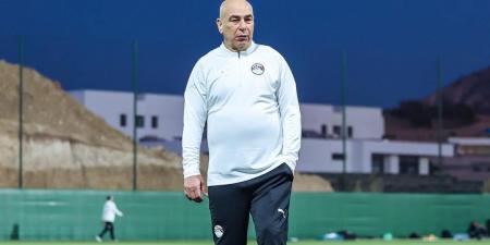 حسام
      حسن
      يدرس
      تعديل
      دفاع
      منتخب
      مصر
      قبل
      مواجهة
      جنوب
      أفريقيا