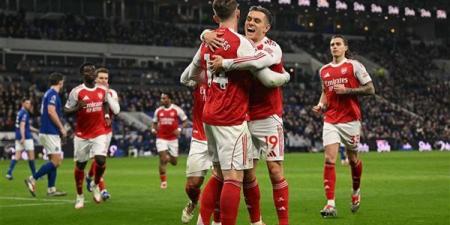 آرسنال
      يتأهل
      لنصف
      نهائي
      كأس
      الرابطة
      لمواجهة
      تشيلسي