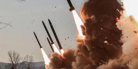 زعيم
      كوريا
      الشمالية
      يشرف
      على
      تجربة
      إطلاق
      صواريخ
      جديدة
      بعيدة
      المدى