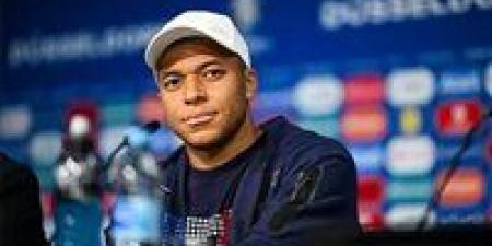 بعد
      زين
      الدين
      زيدان:
      كيليان
      مبابي
      يقرر
      حضور
      كأس
      أمم
      أفريقيا..
      تعرف
      على
      التفاصيل