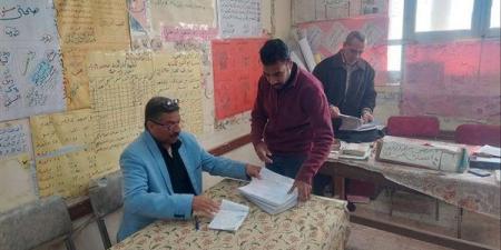 مدير
      تعليمية
      نجع
      حمادي
      يتفقد
      مدرسة
      نجع
      الشيخ
      الابتدائية
      بأولاد
      نجم
      بهجورة