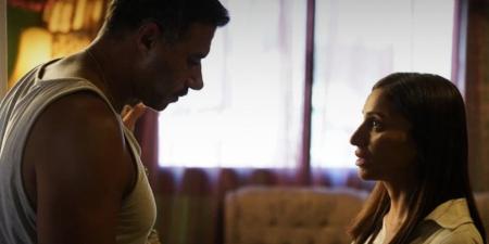 مسلسل
      لا
      ترد
      ولا
      تستبدل
      الحلقة
      7
      و8
      و9..
      دينا
      الشربيني
      تتعرض
      لخطر
      كبير