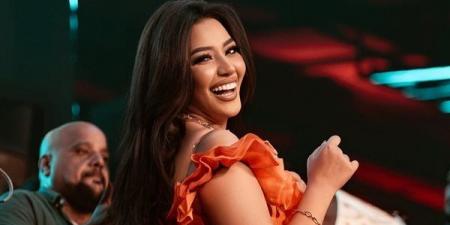 ترحيل
      طليق
      المطربة
      رحمة
      محسن
      بعد
      قرار
      حبسه