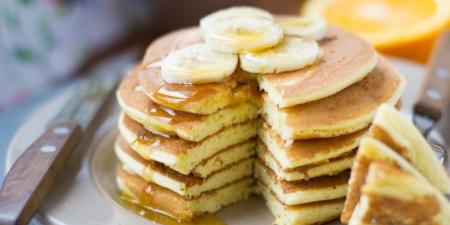 للدايت..
      فطائر
      الشوفان
      بالموز
      والقرفة