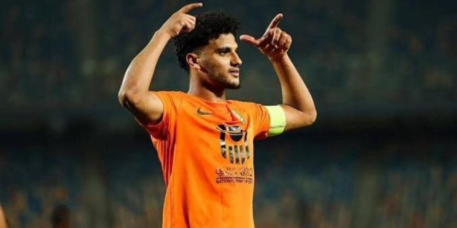 مفاوضات "شفهية" من بيراميدز مع البنك الأهلي لضم أسامة فيصل