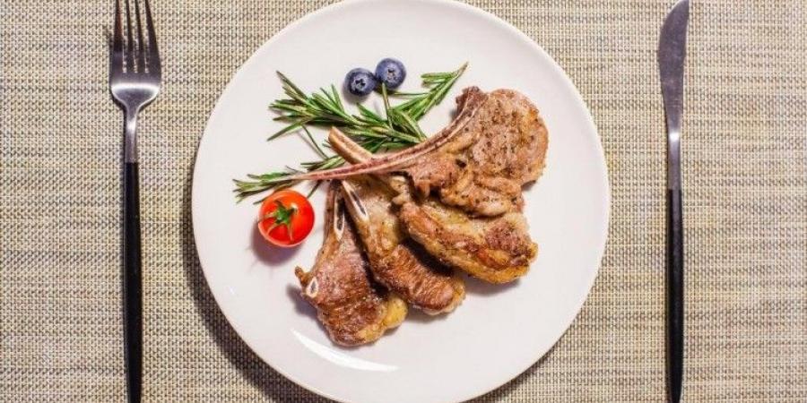 طريقة عمل ريش لحم مشوية بالتوابل في الفرن