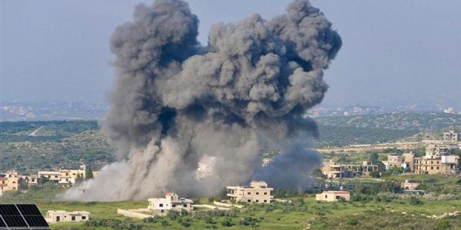 قوة إسرائيلية تتسلل إلى بلدة الضهيرة وتزرع صناديق ذخيرة مفخخة جنوب لبنان