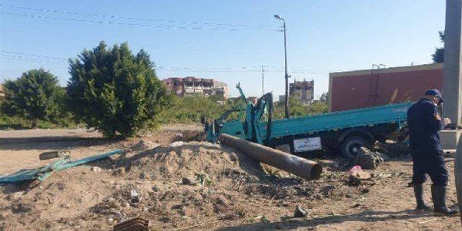 مصرع عاملين وإصابة 6 أشخاص إثر حادث على الطريق الزراعي