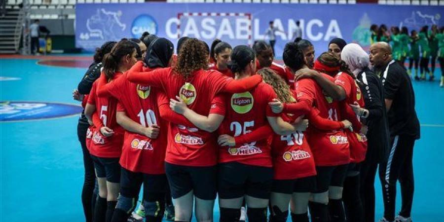 سيدات
      يد
      الأهلي
      يواجهن
      الجزيرة
      في
      الدوري