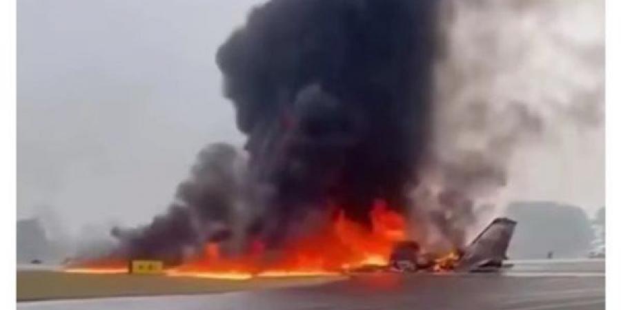 7
      وفيات
      جراء
      تحطم
      طائرة
      في
      مطار
      ستيتسفيل
      الأمريكي