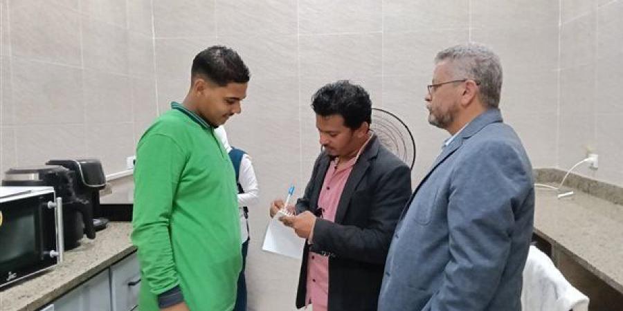 خلال
      10
      أيام..
      "العمل"
      تفتش
      على
      3605
      منشآت
      لمتابعة
      تطبيق
      القانون
      الجديد