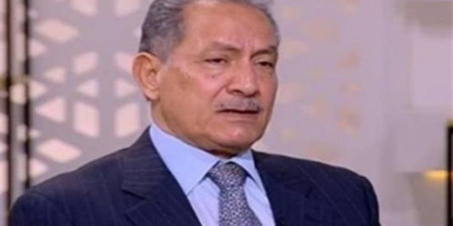 حليمة:
      روسيا
      تسعى
      لتعزيز
      حضورها
      في
      إفريقيا
      من
      خلال
      شراكة
      استراتيجية
      متوازنة