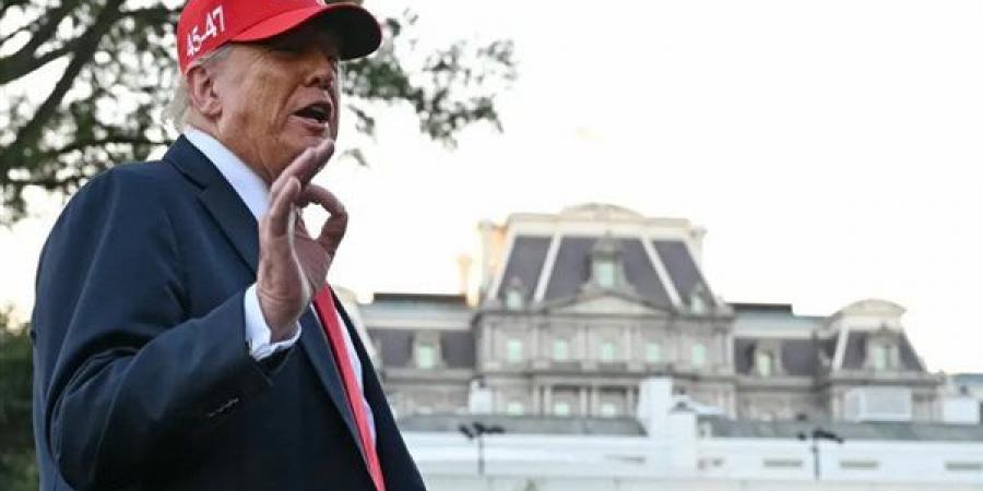 تقارير:
      واشنطن
      تتبنى
      خطة
      بـ
      112
      مليار
      دولار
      لتحويل
      غزة
      إلى
      وجهة
      سياحية
      فاخرة