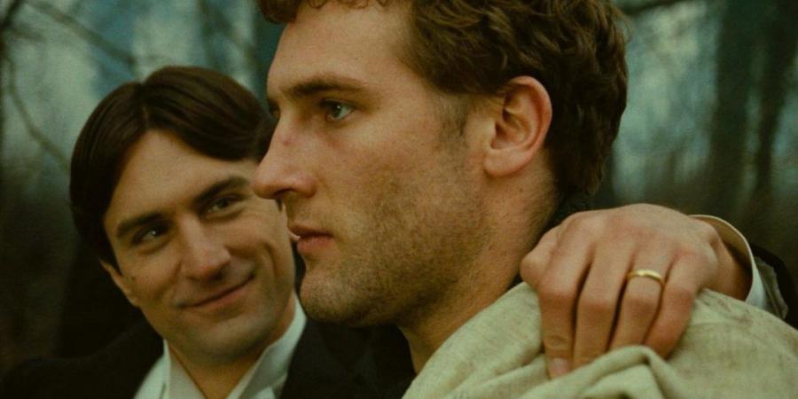 البيت
      الروسي
      يستضيف
      العروض
      السينمائية
      لجمعية
      الفيلم
      بالقاهرة
      بالسبت
      الثاني
      والثالث
      من
      كل
      شهر