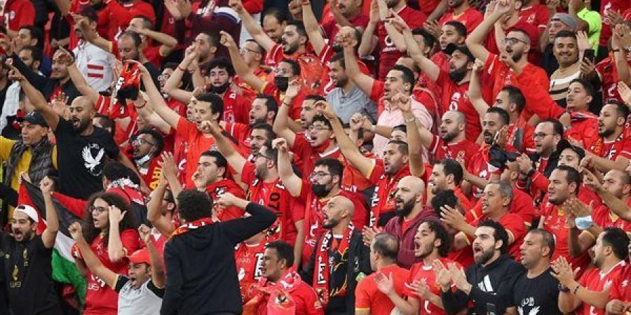 الخطيب
      يتابع
      موقف
      «المحبوسين»
      من
      جماهير
      الأهلي