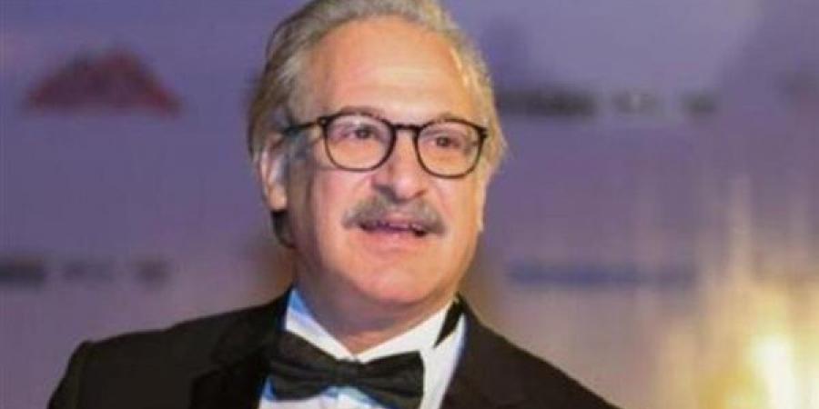 كيف
      أنقذ
      مفيد
      فوزي
      مسيرة
      عمر
      زهران
      الإخراجية؟