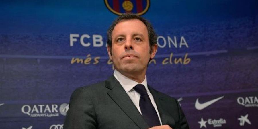 رئيس
      برشلونة
      السابق
      يكشف
      كواليس
      الاجتماعات
      بنجل
      نجيريرا