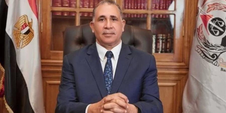 نقيب
      المحامين:
      ضوابط
      القيد
      تهدف
      إلى
      الحفاظ
      على
      هيبة
      المحاماة
      ومكانة
      المحامي